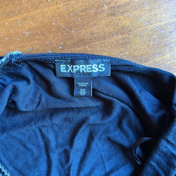 Express Beaded Racerback Tank XS - Picture 5 of 5